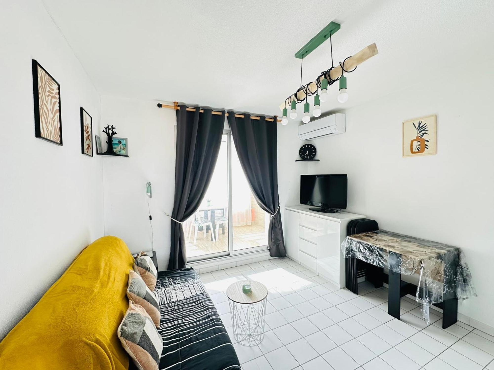 Face A La Apartment *